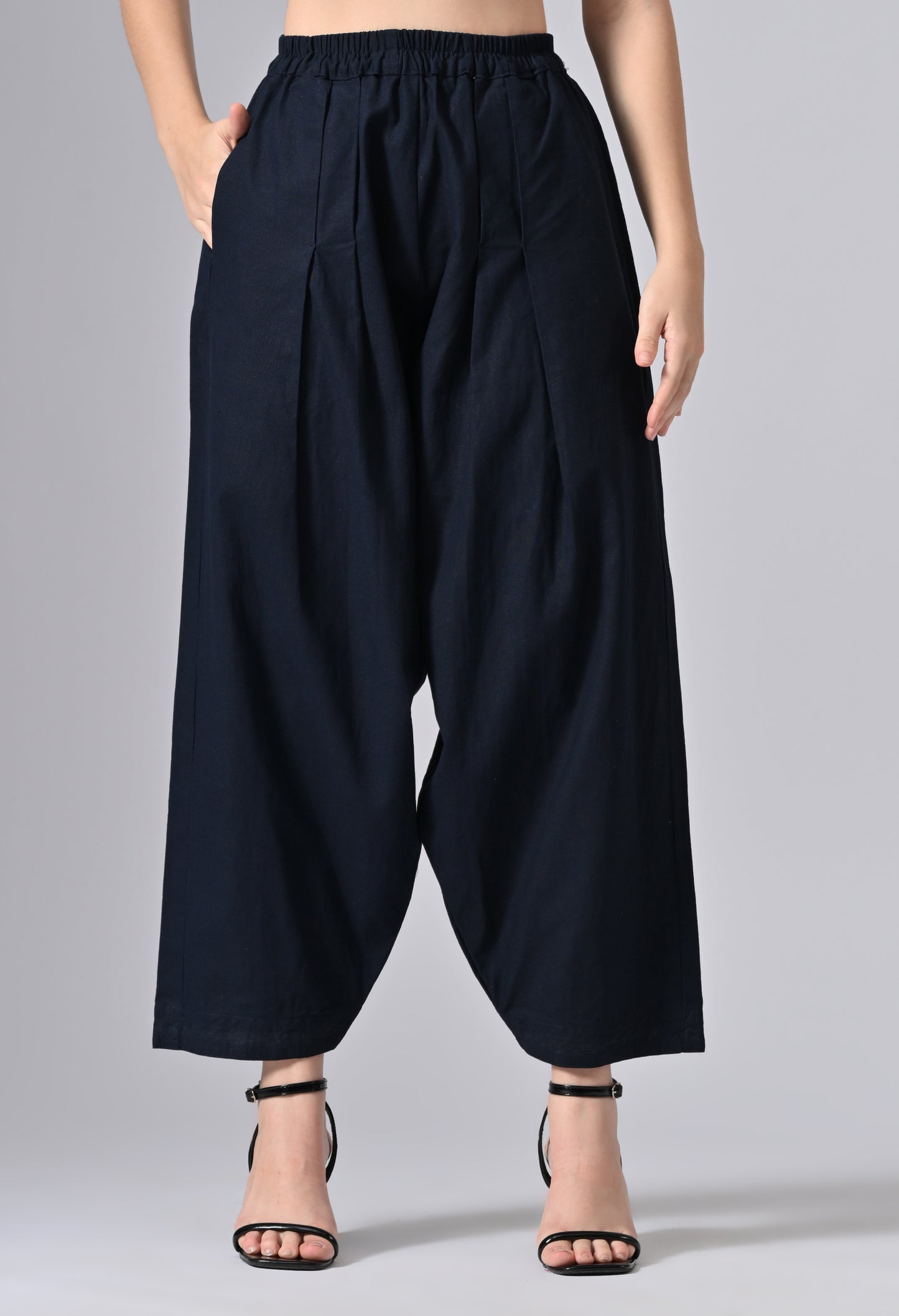 HUNAR IN MIDNIGHT BLUE