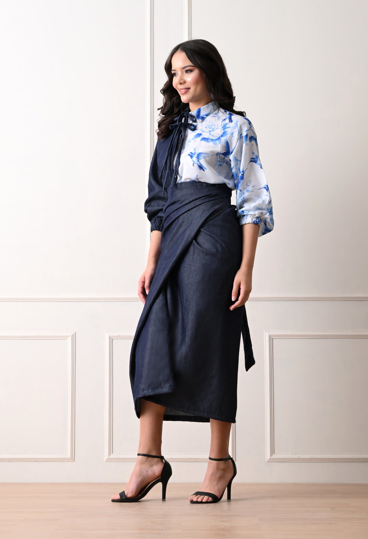 HUMMINGBIRD SET WITH DRAPE SKIRT