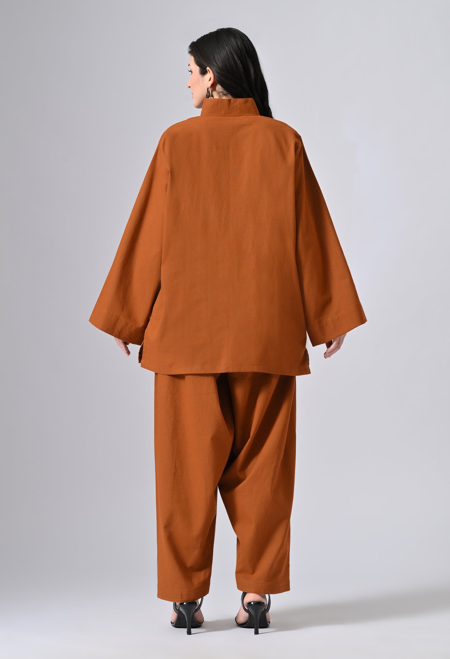 HUNAR IN CINNAMON RUST